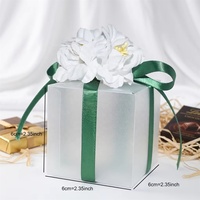 Boîte à souvenirs en plastique personnalisable avec noms et date, pour chocolats, mariages, fêtes, avec fleurs blanches