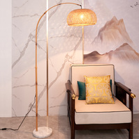 Lampe de sol moderne en bambou avec abat-jour en papier, LED, culot E26, hauteur réglable, intensité variable, CRI 90 Ra90, lumière blanc chaud doux, usage résidentiel