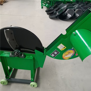 Multifunctional Banana <b>Tree</b> Shredder Mobile Forage Chopper <b>Machine</b> Green Plantain Stem Leaf <b>Cutting</b> Crusher For Livestock Feed - Product Image 2
