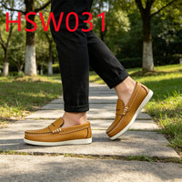 HY, Chaussures bateau populaires sur le marché jamaïcain, disponibles en larges tailles, style masque, semelle en caoutchouc durable, couleur miel/bleu, chaussures Penny HSW031