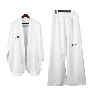 <span class=keywords><strong>Kimono</strong></span> de karaté personnalisé avec logo Wkf <span class=keywords><strong>Arawaza</strong></span>, vêtements Kumite Gi <span class=keywords><strong>Kata</strong></span>, uniforme de karaté pour l'entraînement - Product Image 2