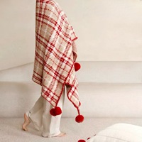 Couverture douce d'hiver Cute Pom Pom Good Quality Red Home Decor Christmas Throw Blankets Plaid Knitted Christmas Gift Blanket
