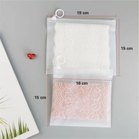 Vente en gros de chaîne de traction à anneau en plastique PP transparent givré personnalisé scellé pour vêtements et papeterie avec dessin animé
