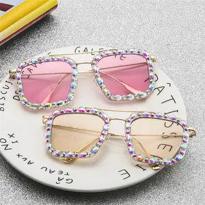 2022 Nieuwe Luxe Vrouwelijke Modieuze Bling Diamanten Zon Glazen Zonnebril Voor Vrouwen Dames Vogue Shades Zonnebril