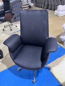 <span class=keywords><strong>Sillas</strong></span> de <span class=keywords><strong>Oficina</strong></span> al por Mayor, Silla de <span class=keywords><strong>Oficina</strong></span> Moderna de Cuero con Respaldo Medio, Silla Giratoria de Cuero Blanco <span class=keywords><strong>para</strong></span> Sala de Reuniones - Product Image 4