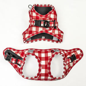 Arnés de malla ajustable para perro, accesorio popular de personalización, chaleco acolchado para perro, bolsa para excrementos, correa para collar - Product Image 5