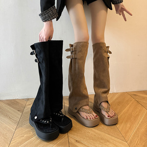 รองเท้าบูทสไตล์สาวฮอต คอลเลคชั่นฤดูใบไม้ผลิและฤดูร้อน ปี 2026 แบบ 2 สไตล์ สวมใส่ได้ 2 แบบ เพิ่มความสูง กระชับเรียวขา รองเท้าบูทสูงถึงเข่า รองเท้าสไลด์ รองเท้าผู้หญิง - Product Image 1