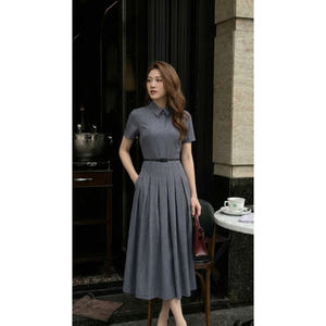 Robe midi bleu-gris moderne pour femme, à manches courtes, col chemise, plissée, pour le bureau, coupe trapèze, prix direct usine - Product Image 1