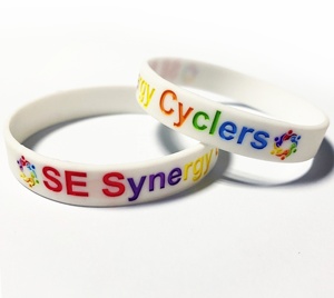 Pulseras Deportivas de Silicona Personalizables, Pulseras de Baloncesto con Mensaje y Logotipo - Product Image 4