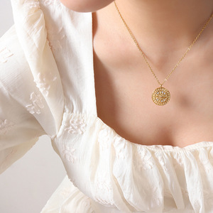Collar de Acero Inoxidable Chapado en Oro de 18K para Mujer, Marca Lincy, con Colgante de Moneda con Signo Zodiacal, Antideslustre, Ideal para Regalo - Product Image 3