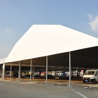 Tentes de réception COSCO en aluminium pour l'extérieur, avec toit polygone, parois et portes en verre transparent, idéales pour les mariages et événements