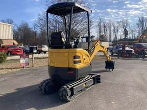 Mini-excavatrice chinoise de nouvelle marque SE16SR 1,7 tonne, excavatrice sur chenilles avec une capacité de godet de 0,04 m³ - Product Image 2