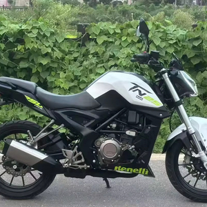 Motocicleta Urbana Ligera <span class=keywords><strong>Benelli</strong></span> TNT25 Blanca, 250cc, Motor Refrigerado por Agua, Calcomanía Verde Brillante, Frenos de Disco Dobles - Product Image 1