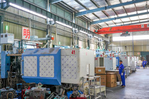 Pvc צינור צינור כובע גשם משולב עם טכניקת יציקה עבור גג אוורור פלסטיק ארובה מכסה מכסה מכסה המנוע אביזרי מוצר - Product Image 6