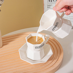 Set di Tazze da Caffè in Porcellana Stile Nordico, Tazze da Tè in Ceramica Bianca con Piattino per Ristoranti e Casa, Regalo di Lusso - Product Image 4