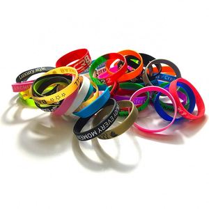 Cadeaux promotionnels, bracelet en silicone personnalisé, bracelet sportif en caoutchouc gaufré, bracelet de style tendance - Product Image 2