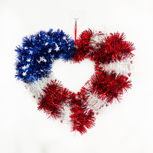 Guirlande en forme de cœur Qiankun, rouge, blanc, bleu, en tinsel, décoration murale patriotique, décoration pour la fête de l'indépendance, lot de 2 - Product Image 3