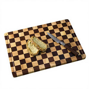 Planche à découper en bois massif de sapele, style artistique écologique, design en damier, vente en gros, très demandée, pour usage domestique - Product Image 2