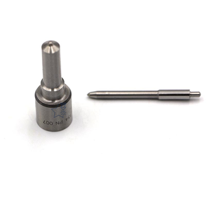 モーターS8000ディーゼル燃料噴射ノズルL021CVA New Holland TM 7010 7020 7040用 - Product Image 3