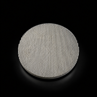 Núcleo de Intercambiador de Calor de Microcanal Cilíndrico Impreso en 3D de Metal Personalizado para Sistemas Térmicos Compactos