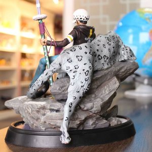 <span class=keywords><strong>Figura</strong></span> <span class=keywords><strong>de</strong></span> PVC <span class=keywords><strong>de</strong></span> <span class=keywords><strong>Trafalgar</strong></span> <span class=keywords><strong>Law</strong></span> Snow Leopard <span class=keywords><strong>de</strong></span> One Piece, Modelo <span class=keywords><strong>de</strong></span> Anime <span class=keywords><strong>de</strong></span> 27 cm, Adorno <span class=keywords><strong>de</strong></span> Escena Grande, Juguete Coleccionable, Regalo - Product Image 3