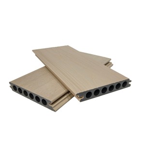 Prix d'usine <span class=keywords><strong>Lames</strong></span> de terrasse WPC, revêtement de terrasse extérieur WPC pour l'aménagement paysager de jardin - Product Image 1