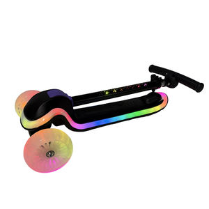 Trottinette <span class=keywords><strong>à</strong></span> trois roues pliable et réglable pour enfant, avec siège, multicolore, en plastique, logo personnalisé, vente en gros - Product Image 2