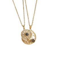 Collier de couple transfrontalier avec projection soleil-lune, en cuivre micro-incrusté de zircon, fermoir magnétique en bambou, design style Instagram, type ras-de-cou