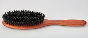 Brosse à cheveux jetable en bambou de haute qualité avec poils de sanglier, logo personnalisé, design rond souple, pour extensions capillaires, emballage en boîte - Product Image 4