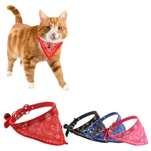 Köpekler ve Kediler için Özelleştirilebilir PU Üçgen Bandana Evcil Hayvan Boyunlukları Baskılı Desen - Product Image 3