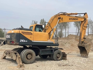Excavatrice sur pneus d'occasion de 21 tonnes de la marque Hyundai 210W-9T à vendre 210w-9 210w-9t 210W-9S - Product Image 3