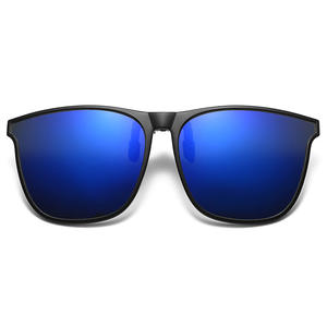 Lunettes de soleil polarisées à clipser TR90 avec monture noire et verres en résine, protection UV400 pour la conduite et la pêche - Product Image 4