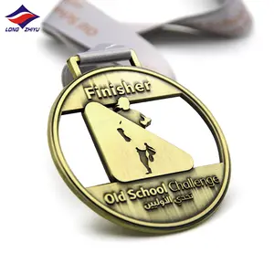 Longzhiyu 17 년 로고 런 메달 공장 도매 맞춤형 아연 합금 5k 피니시 메달 새겨진 마라톤 스포츠 메달