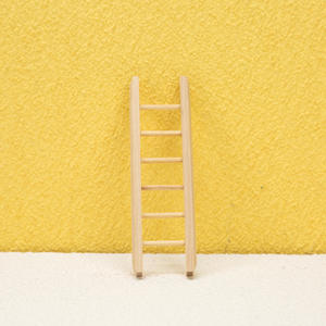 1:12 alta calidad DIY Registro de madera Navidad elfo Color casa de muñecas Micro paisaje adornos con escalera juguete de madera hecho a mano - Product Image 5