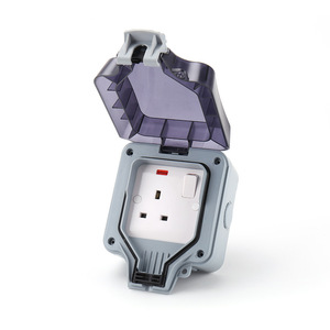 Sika - Enchufe de Pared Exterior Impermeable, 5 Tomas de Corriente, 10 A, 230 V, IP66, Montaje en Superficie, Caja a Prueba de Lluvia, Tipo 86, de Una Sola Unidad - Product Image 2