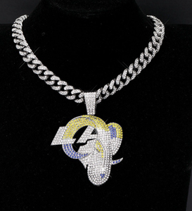 Collier pendentif en or de haute qualité personnalisé de Los Angeles, pendentif en forme de football, chaîne cubaine, hip-hop pour les fans de sport - Product Image 3