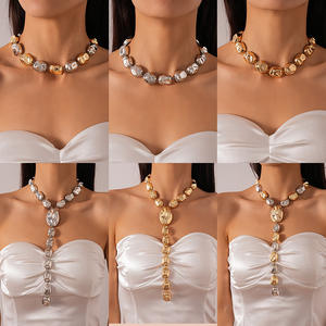 Collier à pampilles ovales plissées de style métallique, transfrontalier Europe-Amérique, luxe léger, haut de gamme, chaîne en bambou, personnalité sportive - Product Image 2