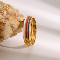 Bijouterie personnalisée sans ternissure étanche Bracelet plaqué or à fermoir empilable Bijoux tendance pour femme Bracelet en acier inoxydable émaillé