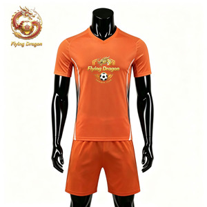 Op maat gemaakte hittetransferdruk voetbaltenue set voor heren, voetbalshirt jersey snel drogend groothandel nieuw ontwerp - Product Image 1