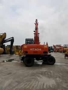 Excavatrice sur roues de 10,6 tonnes, modèle 2016-2022, d'occasion, Hitachi EX100WD, boîte de vitesses, moteur et pompe d'origine du Japon, avec moteur Isuzu - Product Image 5