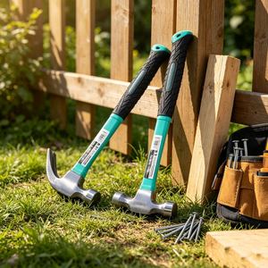 Marteau à griffes multifonctionnel 160Z en acier massif pour travaux de toiture avec manche ergonomique en fibre de verre anti-vibrations - Product Image 1