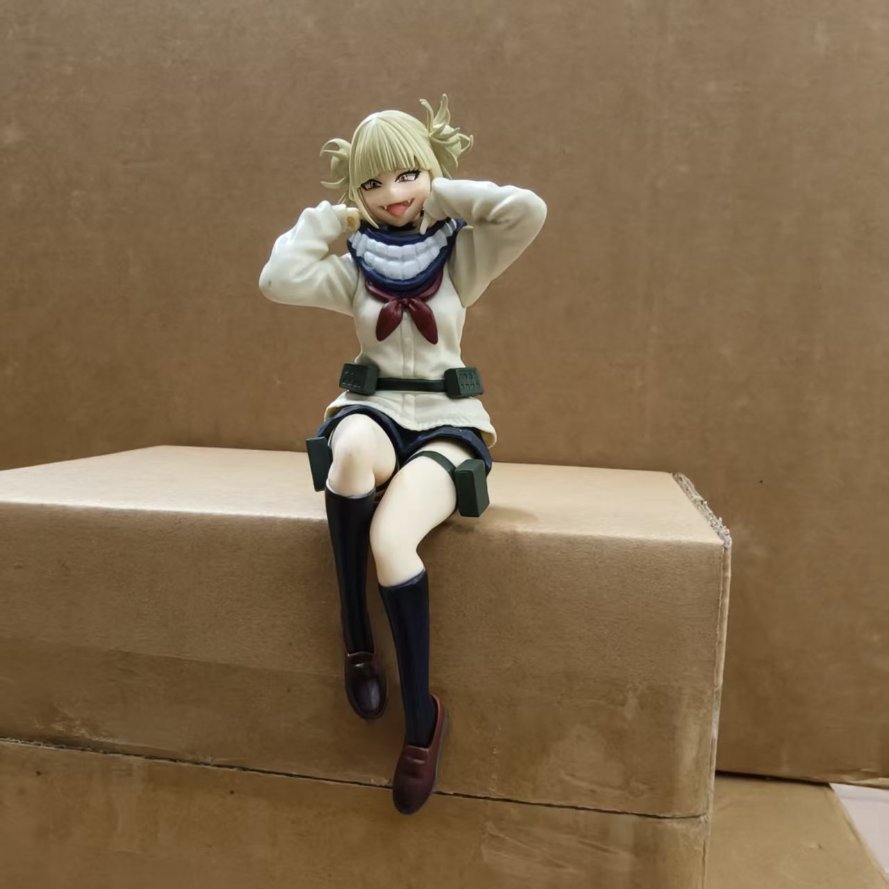 Toga Himiko sans boîte