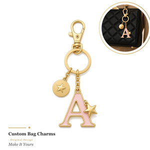 Breloque de sac personnalisée avec initiale, pendentif lettre, porte-clés doré, médaillon étoile monogramme, fermoir mousqueton, sur mesure, vente en gros, faible MOQ - Product Image 1