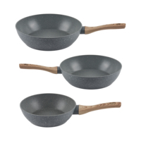 Panci Penggorengan dalam, lapisan tidak lengket tahan lama 20cm 24cm 28cm berbagai ukuran aluminium dengan pegangan kayu tahan panas