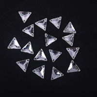 Strass en verre triangulaires faits à la main, à trois trous, pour robes de mariée, foulards, vêtements, chaussures et sacs