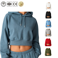 Sweat-shirts doux au toucher pour tous les jours, avec coupe épaules décontractée, devant épuré et bord de col à capuche, idéaux pour les voyages de nuit et les escapades en cabine