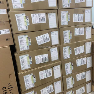 Commutateur Ethernet réseau de données 24 ports C9300-24S-A avec fonctionnalité PoE - Product Image 1