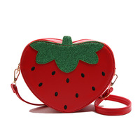 Mignon fruits fraise en forme de sac 2025 nouveau sac à main personnalisé créatif pour les femmes en cuir PU Mini sac à bandoulière