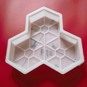 Afrika PP Bestrating Blokken Mal Vergrendelende Kunststof Tegel Mal - Hoge Kwaliteit Op Maat Gemaakte Bestrating Mal voor Buitengebruik - Product Image 4