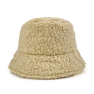 Chapeau Bob Hiver Anti-froid et Coupe-vent Personnalisable avec Logo, Chapeau d'Hiver Chaud et Doux en Peluche Couleur Unie - Product Image 4